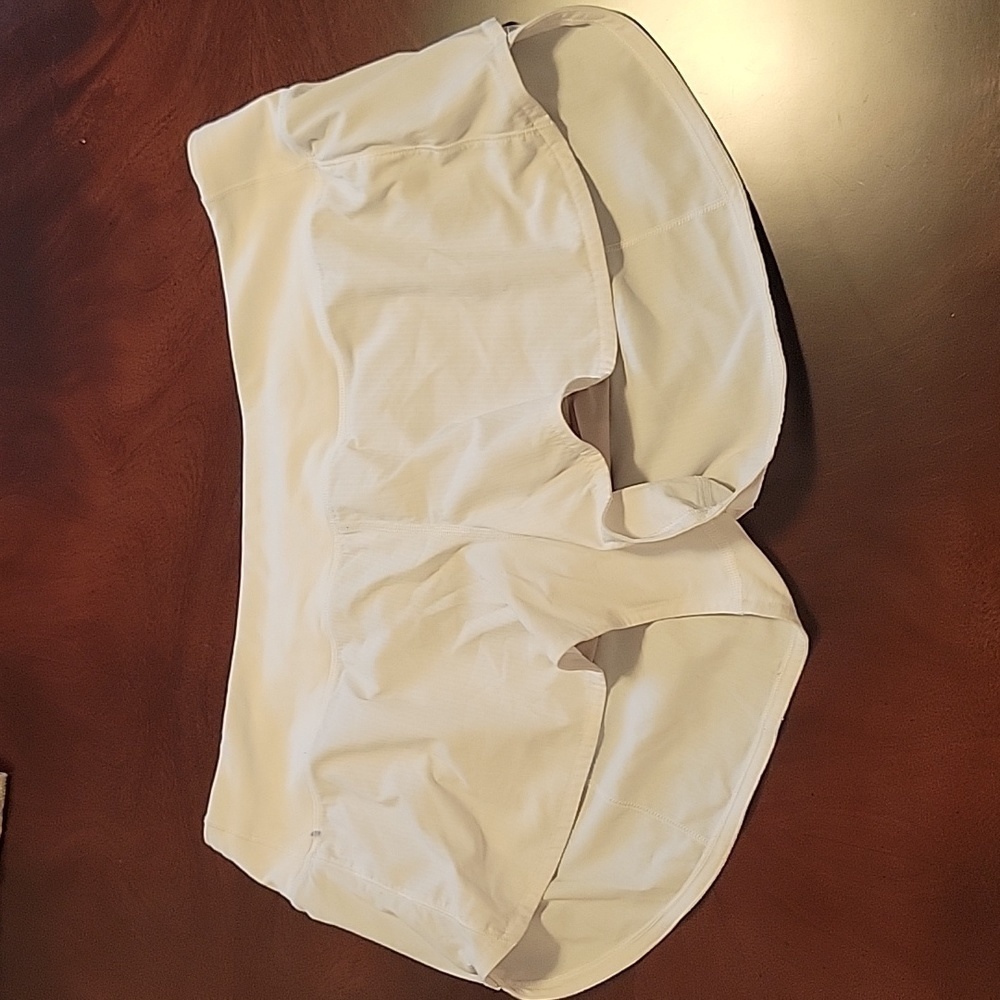 Lululemon Hotty Hot Low-Rise Lined Short 12